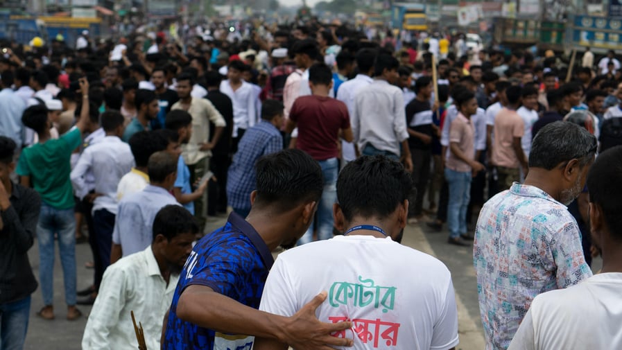 School and college students are also chanting slogans in the ongoing anti-quota protest in Dhaka.