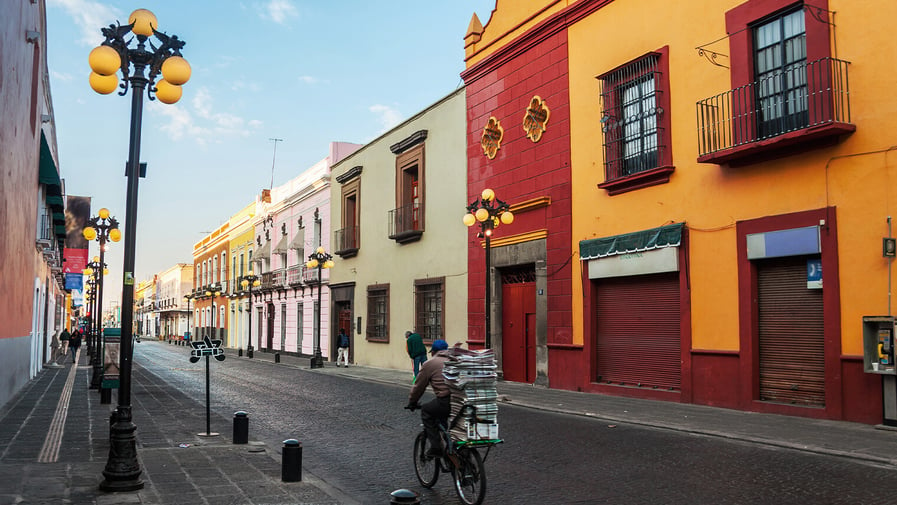 Morning streets of Puebla de Zaragoza in Mexico